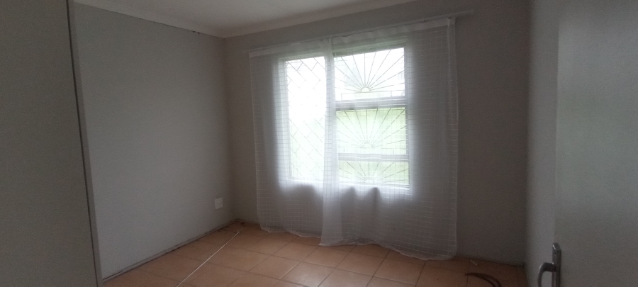 3 Bedroom Property for Sale in Sunnyridge Eastern Cape